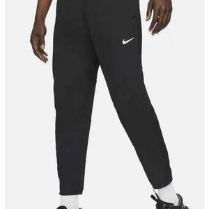 [NWT] Men’s Medium Black Nike Dri-Fit Joggers - Phenom Essential Woven Pant